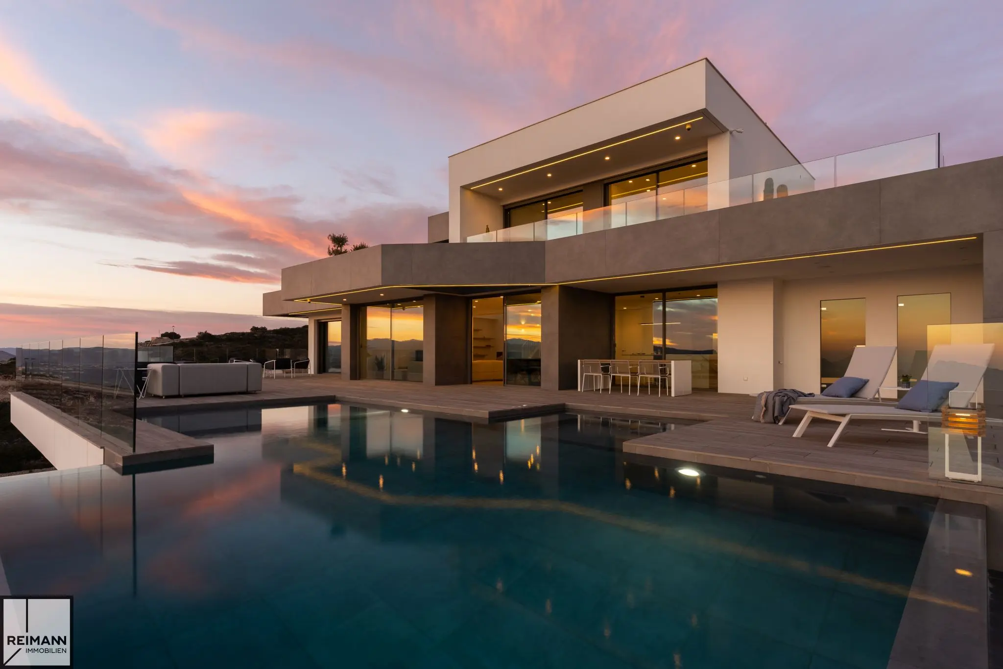 Luxus-Villa mit spektakulärem Mittelmeerblick in der Provinz Alicante (Spanien)