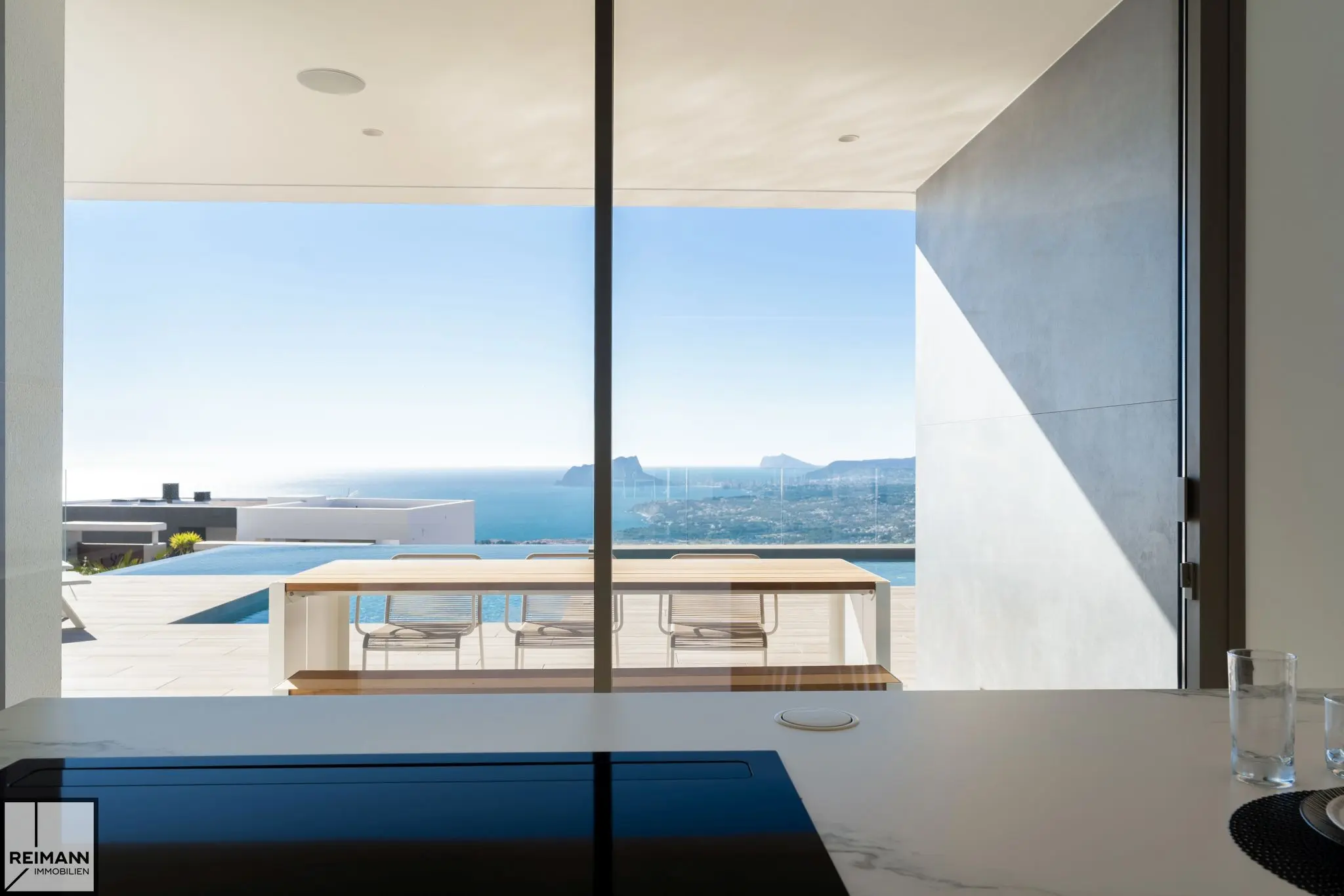 Luxus-Villa mit spektakulärem Mittelmeerblick in der Provinz Alicante (Spanien)