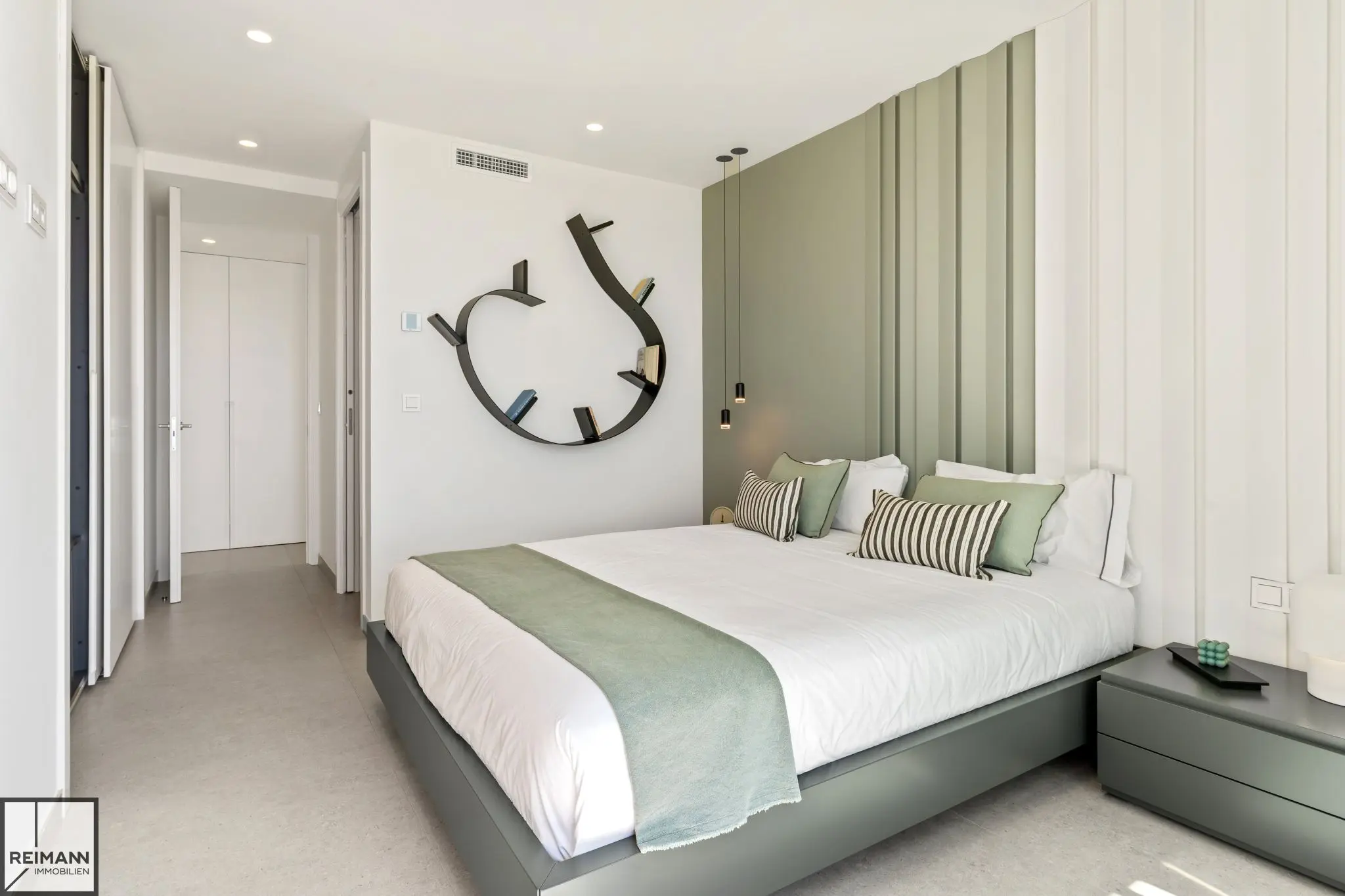 Neubau-Villa mit 4 Schlafzimmern in Altea an der Costa Blanca (Spanien)