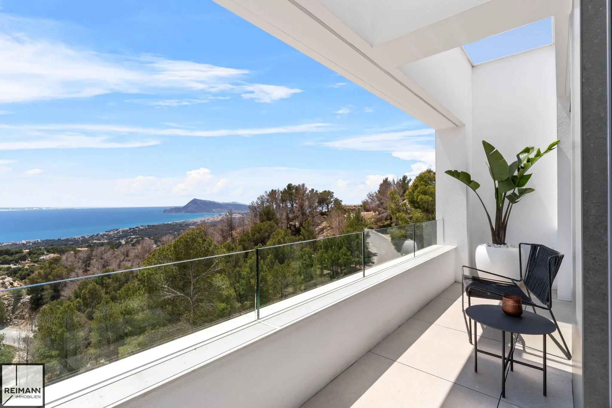 Neubau-Villa mit 4 Schlafzimmern in Altea an der Costa Blanca (Spanien)