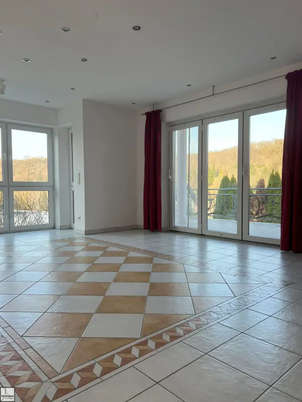 Exklusives, freistehendes Einfamilienhaus mit mediterranem Charme in Boppard-Buchenau