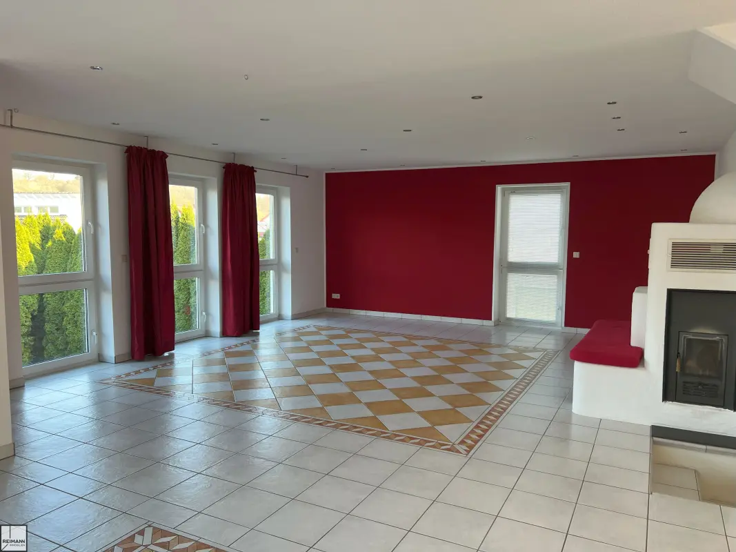 Exklusives, freistehendes Einfamilienhaus mit mediterranem Charme in Boppard-Buchenau