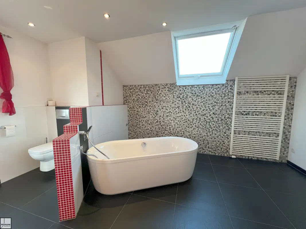 Exklusives, freistehendes Einfamilienhaus mit mediterranem Charme in Boppard-Buchenau