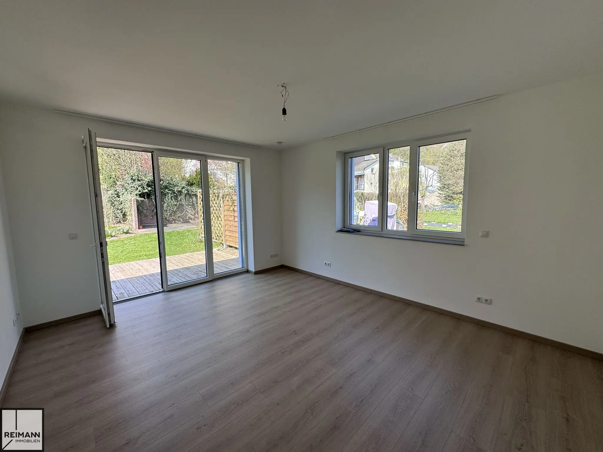 Wohnen in Gemeinschaft – Leben mit Weitblick - Moderne Eigentumswohnung in Neuwied-Segendorf