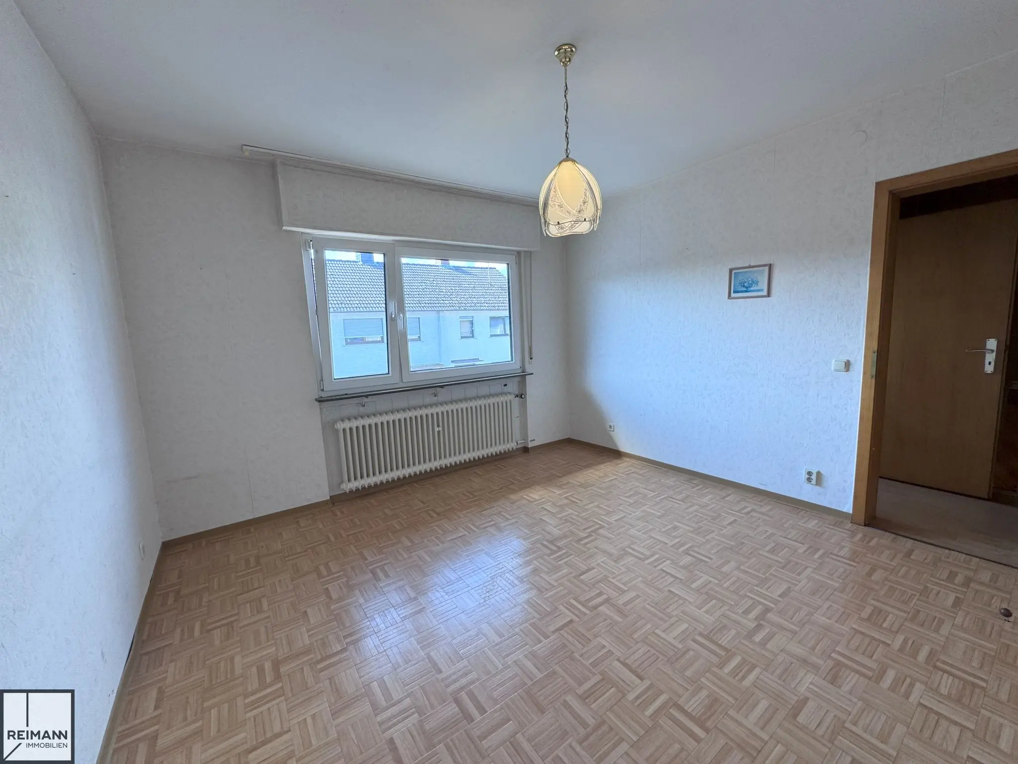 Gepflegte Doppelhaushälfte mit Garage und Garten in schöner Wohnlage von Neuwied-Oberbieber

