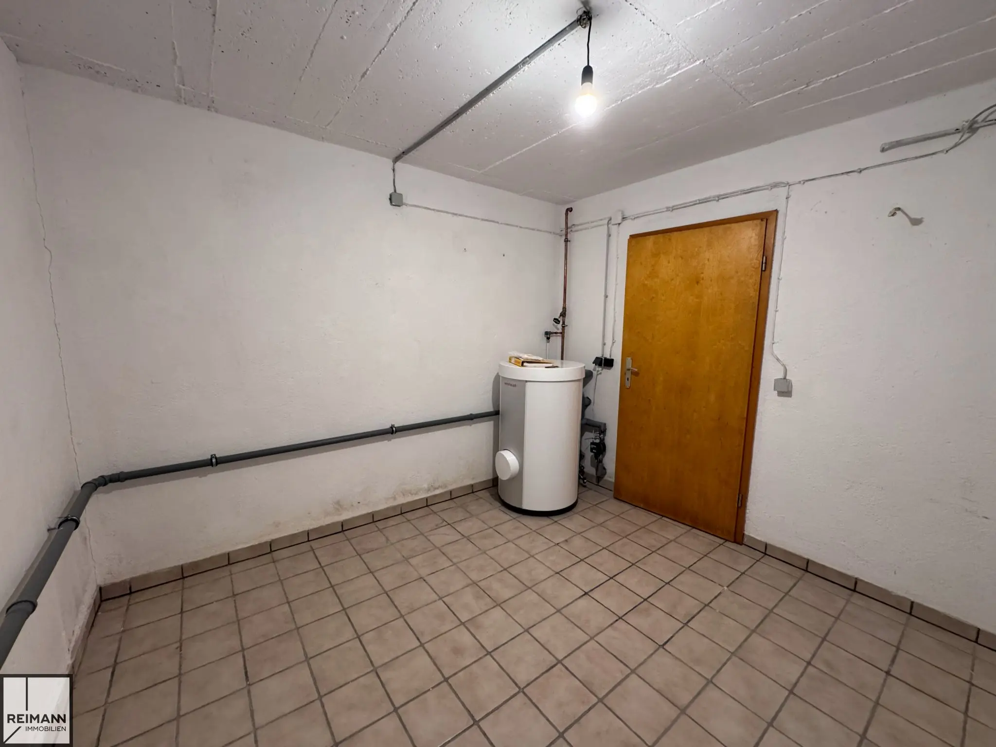 Gepflegte Doppelhaushälfte mit Garage und Garten in schöner Wohnlage von Neuwied-Oberbieber

