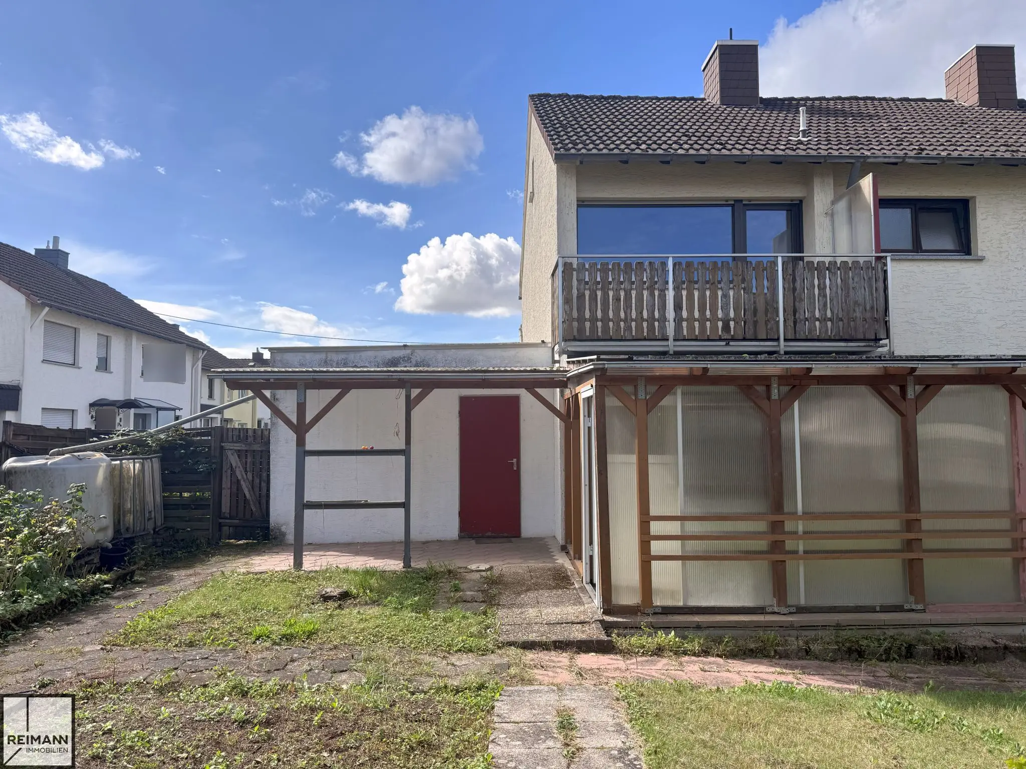 Gepflegte Doppelhaushälfte mit Garage und Garten in schöner Wohnlage von Neuwied-Oberbieber

