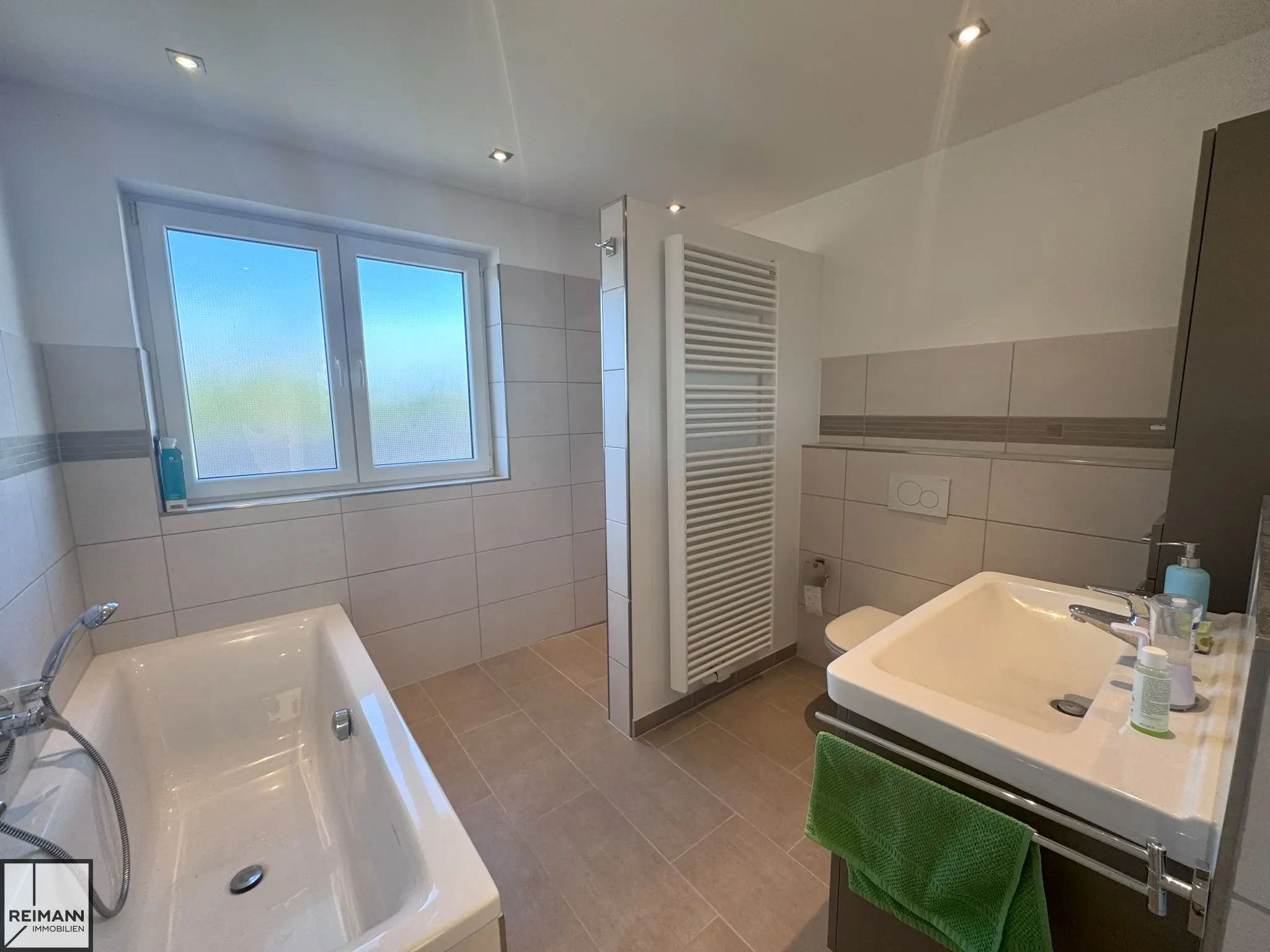 Top renoviertes Einfamilienhaus in beliebter Wohnlage von Neuwied-Oberbieber