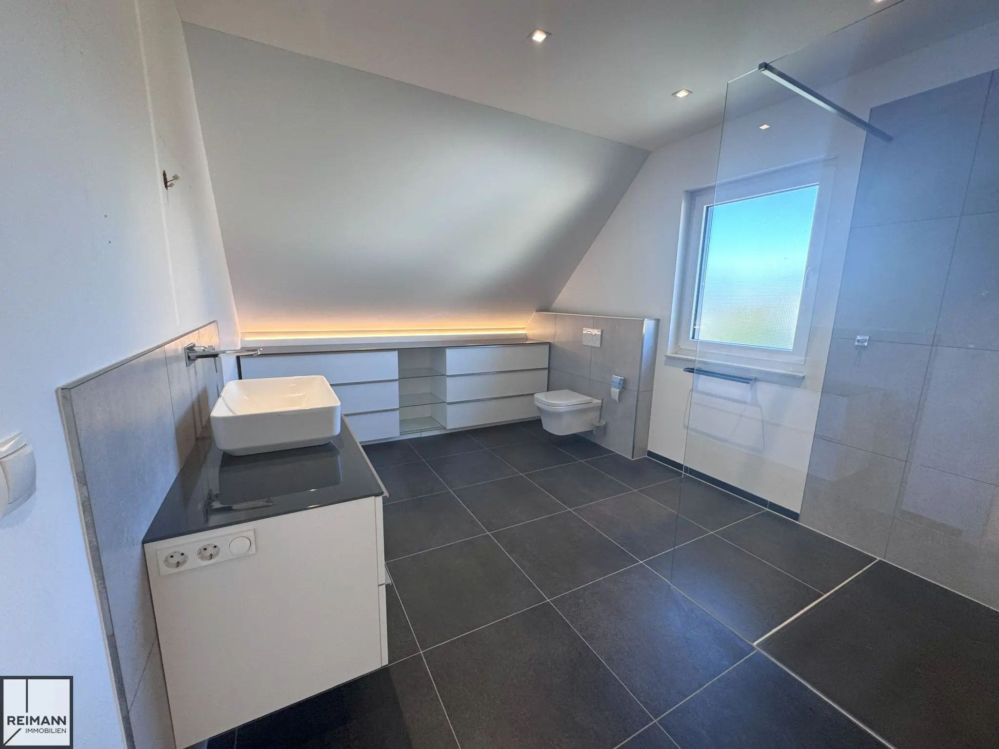 Top renoviertes Einfamilienhaus in beliebter Wohnlage von Neuwied-Oberbieber