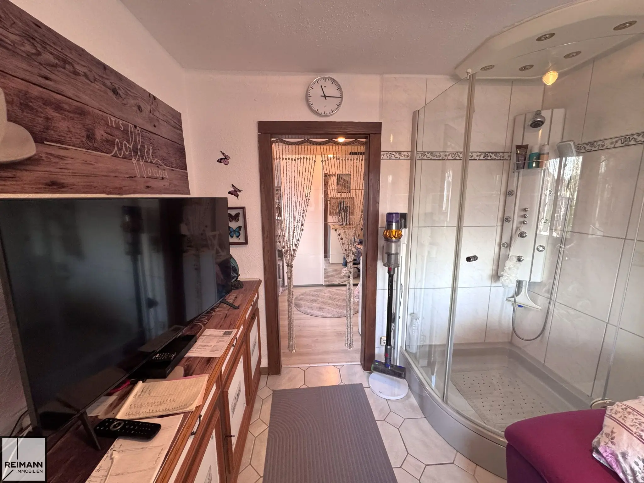 Schicke, ebenerdige Erdgeschoss-Eigentumswohnung mit separatem Eingang