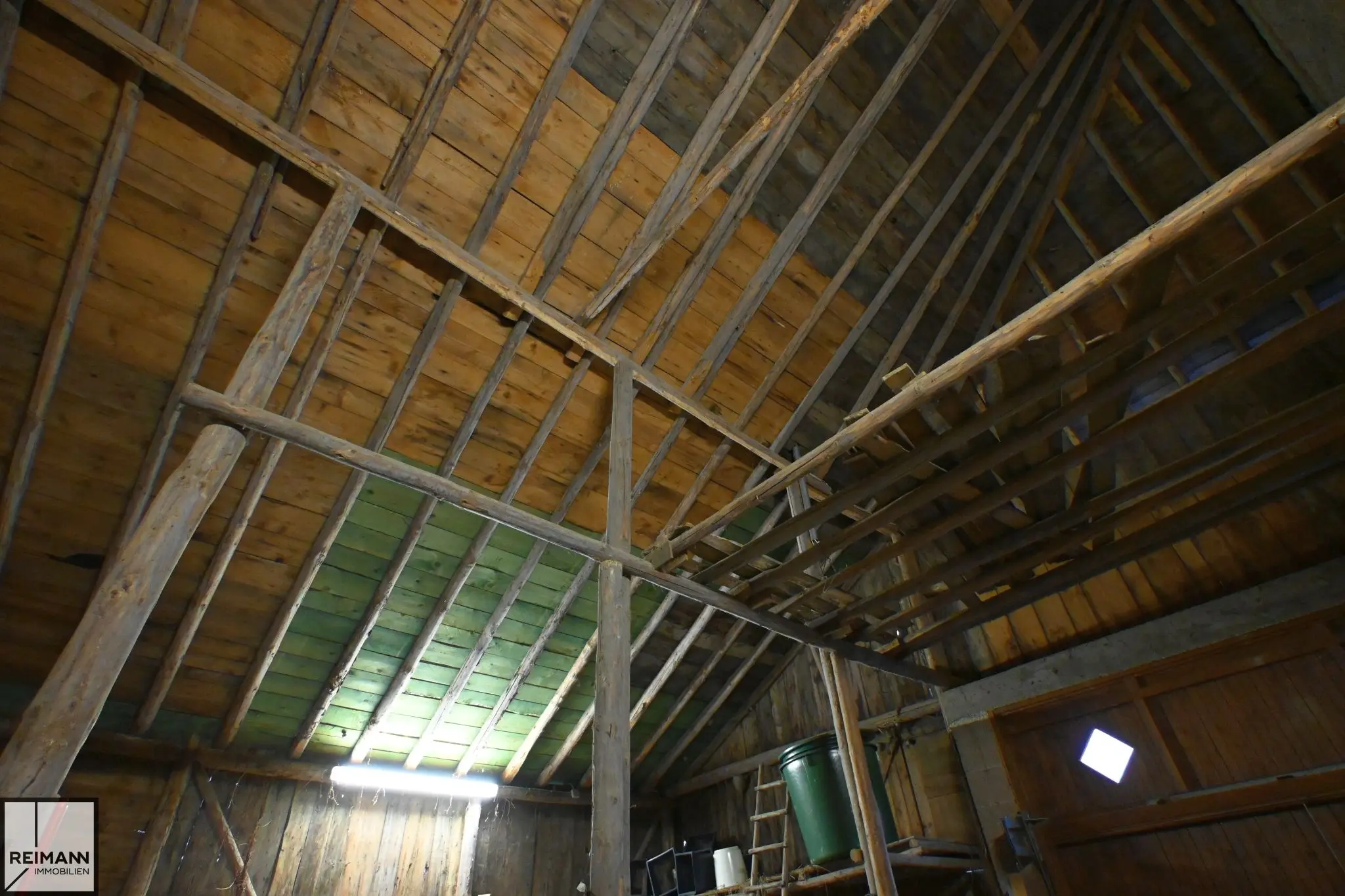 Charmantes Fachwerkhaus mit neuer Technik, Scheune und großem Garten