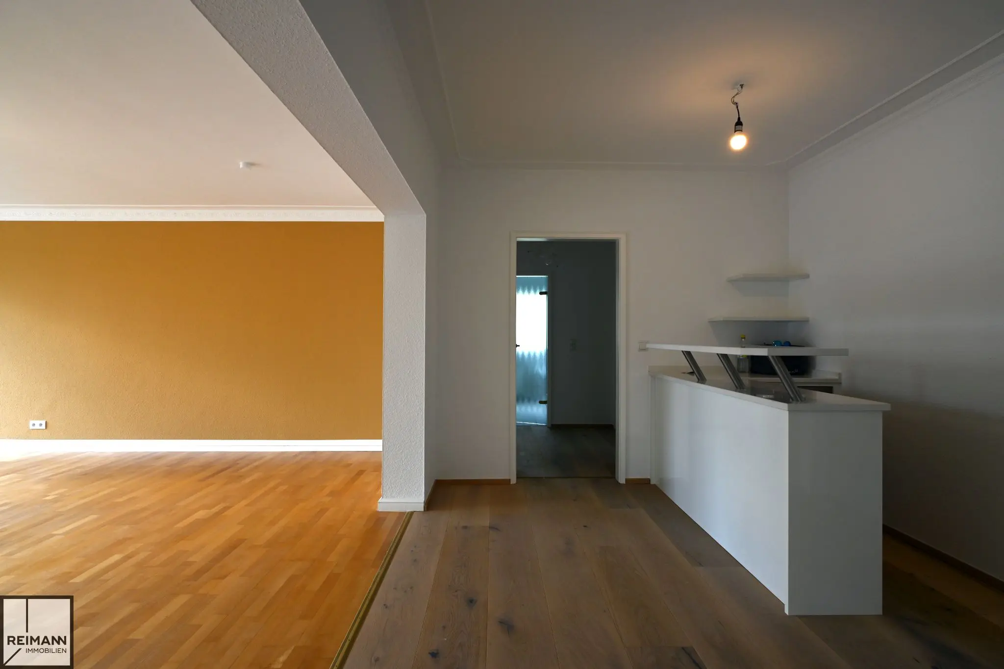 Elegantes Terrassenhaus mit
Garage in Oberlahnstein