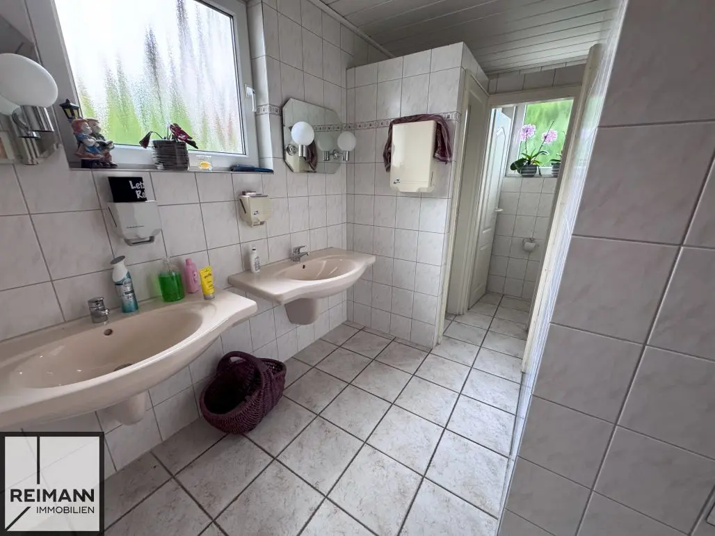 TE: Damen-WC-Anlage